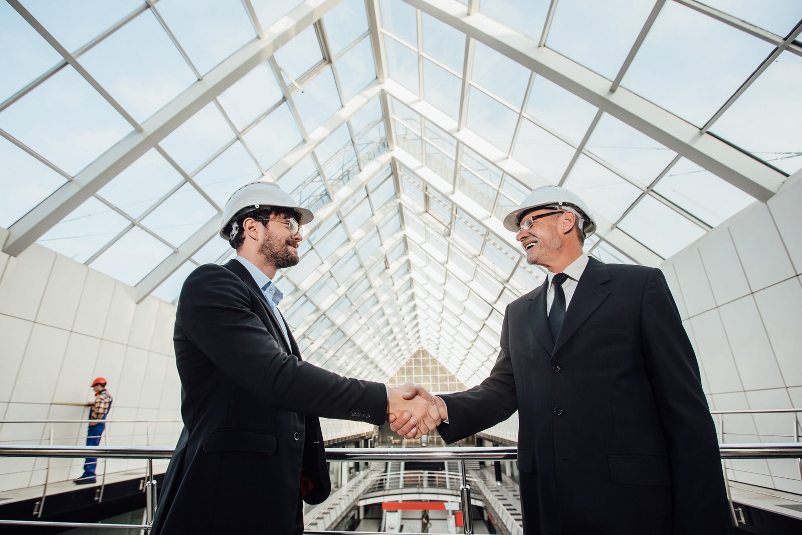 Start Manufacturing Business in Dubai, UAE